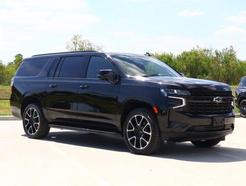 2023 Chevrolet Suburban RST