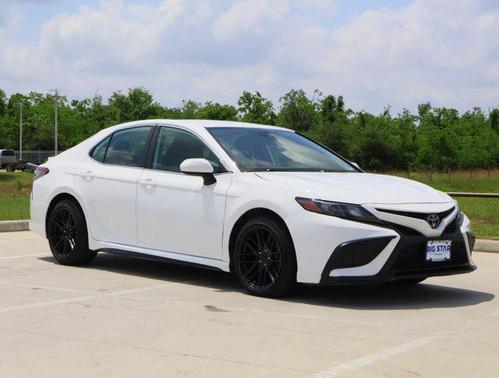 2021 Toyota Camry SE