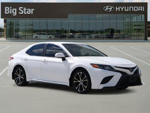 2019 Toyota Camry XLE