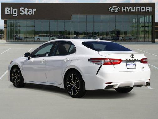 2019 Toyota Camry XLE