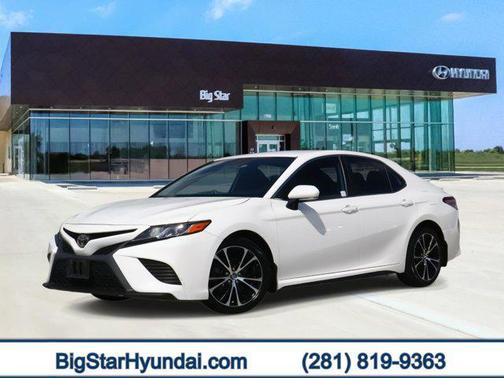 2019 Toyota Camry XLE