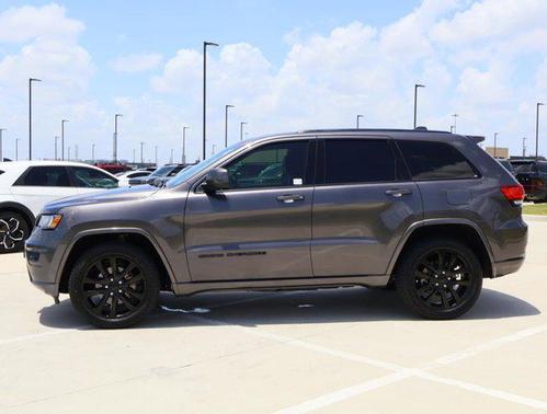 2017 Jeep Grand Cherokee Altitude