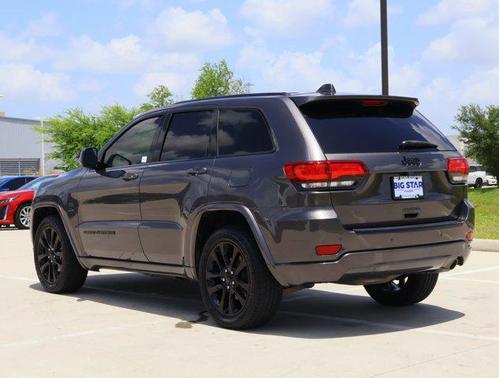 2017 Jeep Grand Cherokee Altitude