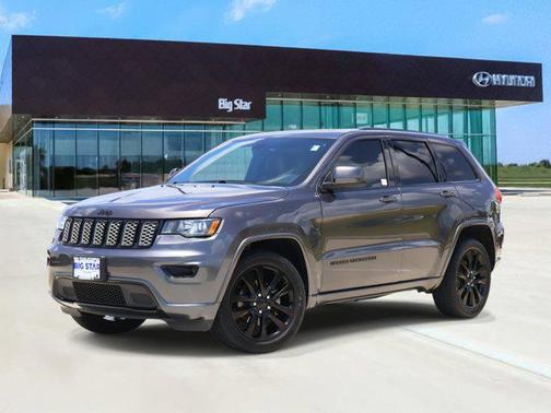 2017 Jeep Grand Cherokee Altitude