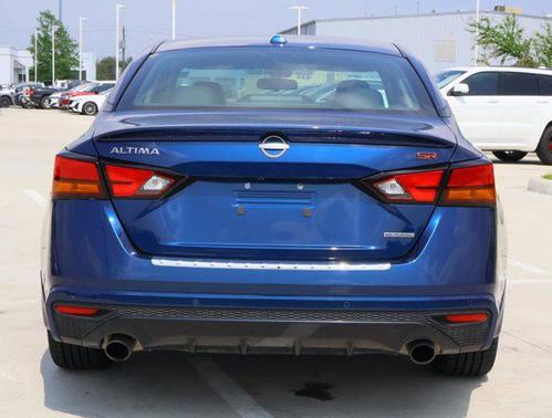 2023 Nissan Altima SR VC-Turbo FWD