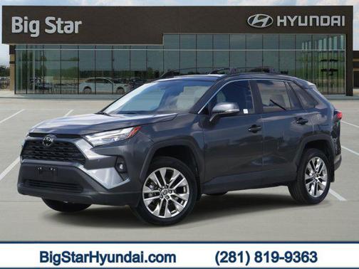 2022 Toyota RAV4 XLE Premium