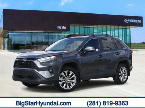 2022 Toyota RAV4 XLE Premium
