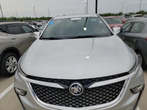 2022 Buick Enclave FWD Avenir