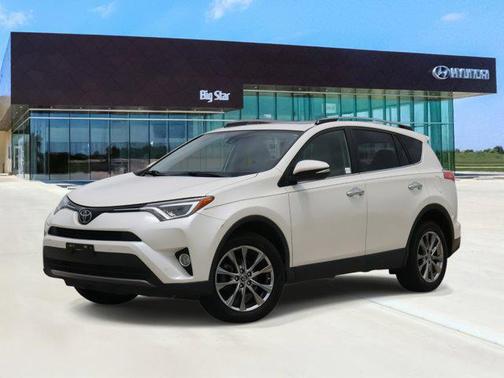 2017 Toyota RAV4 SE