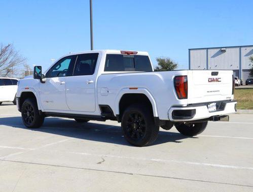 2024 GMC Sierra 2500 AT4
