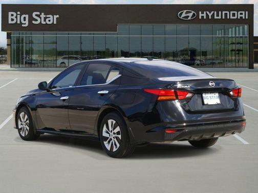 2025 Nissan Altima S FWD