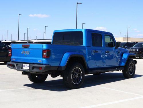 2022 Jeep Gladiator Overland