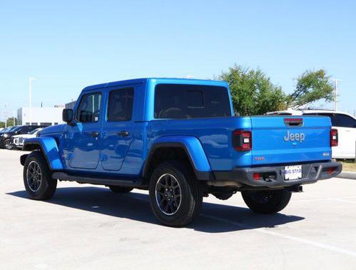 2022 Jeep Gladiator Overland