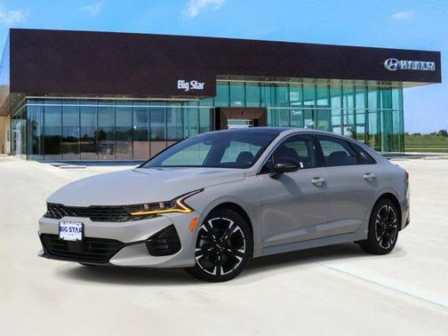 2022 Kia K5 GT-Line