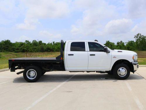 2023 RAM 3500 Tradesman Crew Cab 4x4 8' Box