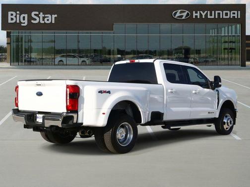 2026 Ford F-350 Lariat