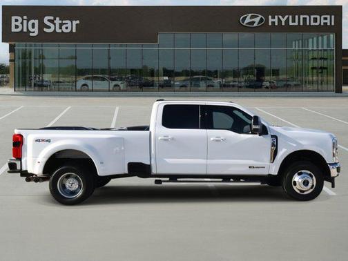 2026 Ford F-350 Lariat