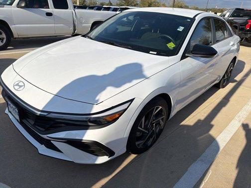 2025 Hyundai ELANTRA Sport