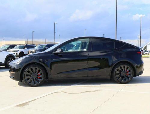 2023 Tesla Model Y Performance Dual Motor All-Wheel Drive