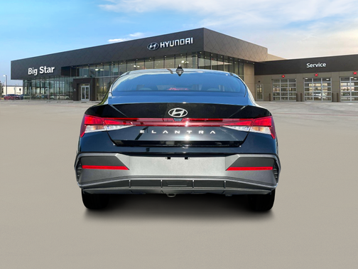 2025 Hyundai ELANTRA SE