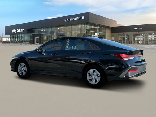 2025 Hyundai ELANTRA SE