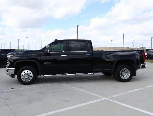 2025 Chevrolet Silverado 3500 LTZ