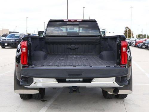 2025 Chevrolet Silverado 3500 LTZ