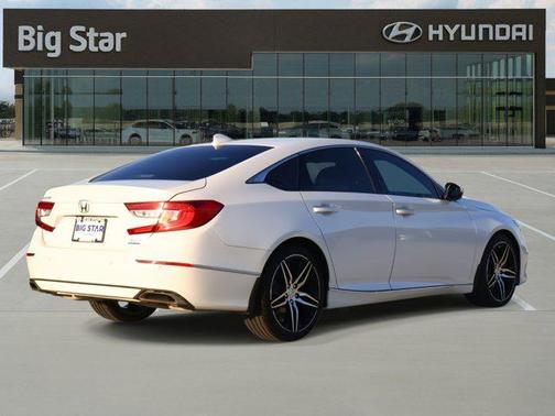 2022 Honda Accord Touring 2.0T