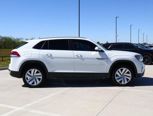 2020 Volkswagen Atlas Cross Sport 2.0T SE w/Technology 4MOTION