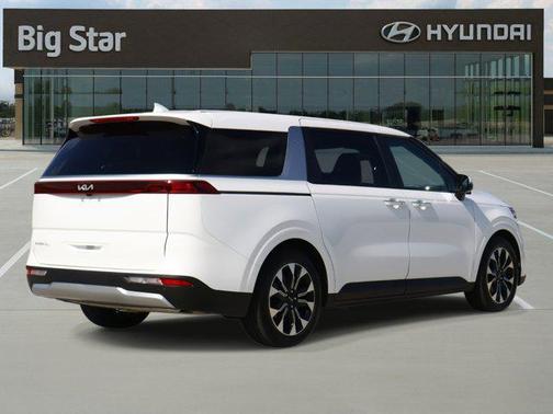 2024 Kia Carnival EX