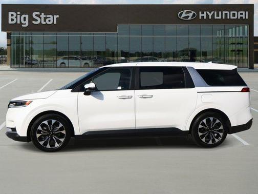 2024 Kia Carnival EX