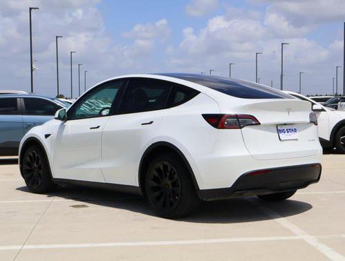 2023 Tesla Model Y Long Range Dual Motor All-Wheel Drive