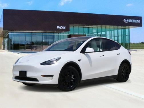 2023 Tesla Model Y Long Range Dual Motor All-Wheel Drive