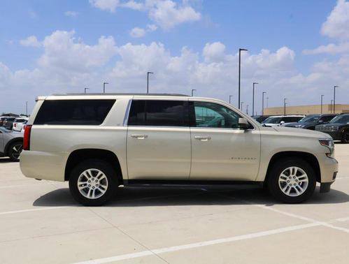 2016 Chevrolet Suburban LT