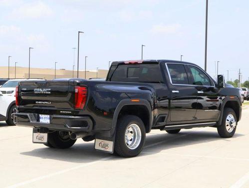 2024 GMC Sierra 3500 Denali