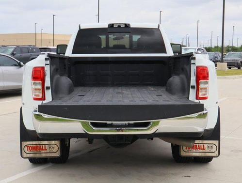 2024 RAM 3500 Tradesman Crew Cab 4x4 8' Box