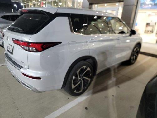 2022 Mitsubishi Outlander SEL 2.5 2WD