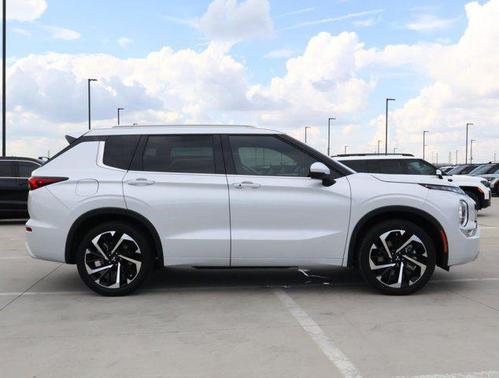 2022 Mitsubishi Outlander SEL 2.5 2WD