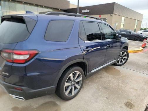 Obsidian Blue Pearl 2025 Honda Pilot Elite