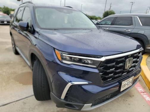 Obsidian Blue Pearl 2025 Honda Pilot Elite
