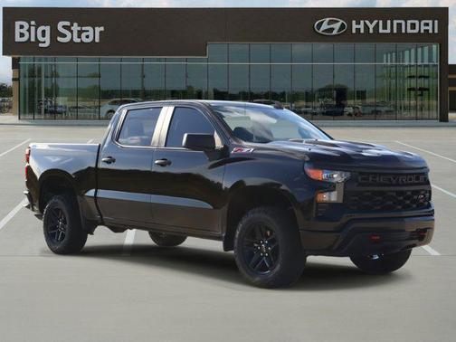 2022 Chevrolet Silverado 1500 Custom Trail Boss