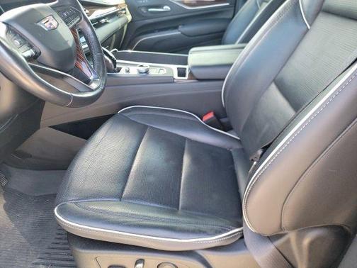 2022 Cadillac Escalade ESV Premium Luxury