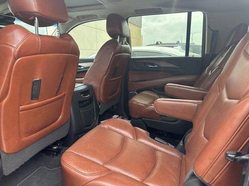 2019 Cadillac Escalade ESV Luxury