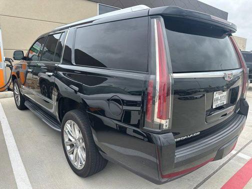 2019 Cadillac Escalade ESV Luxury