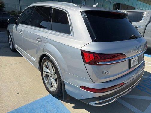 2021 Audi Q7 55 Prestige