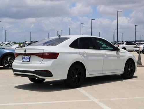 2025 Volkswagen Jetta 1.5T SE