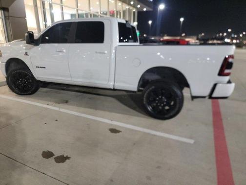 2024 RAM 2500 Laramie Crew Cab 4x4 6'4' Box