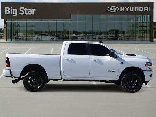 2024 RAM 2500 Laramie Crew Cab 4x4 6'4' Box