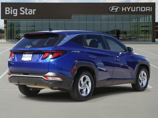 2022 Hyundai TUCSON SE