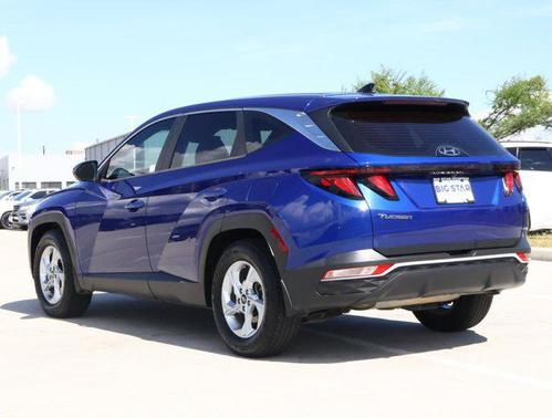 2022 Hyundai TUCSON SE